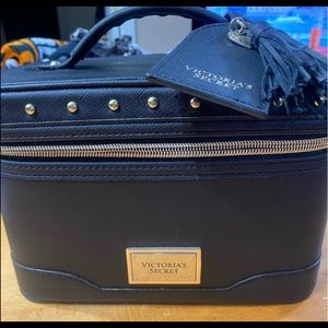 Victorias Secret Train Make Up Case